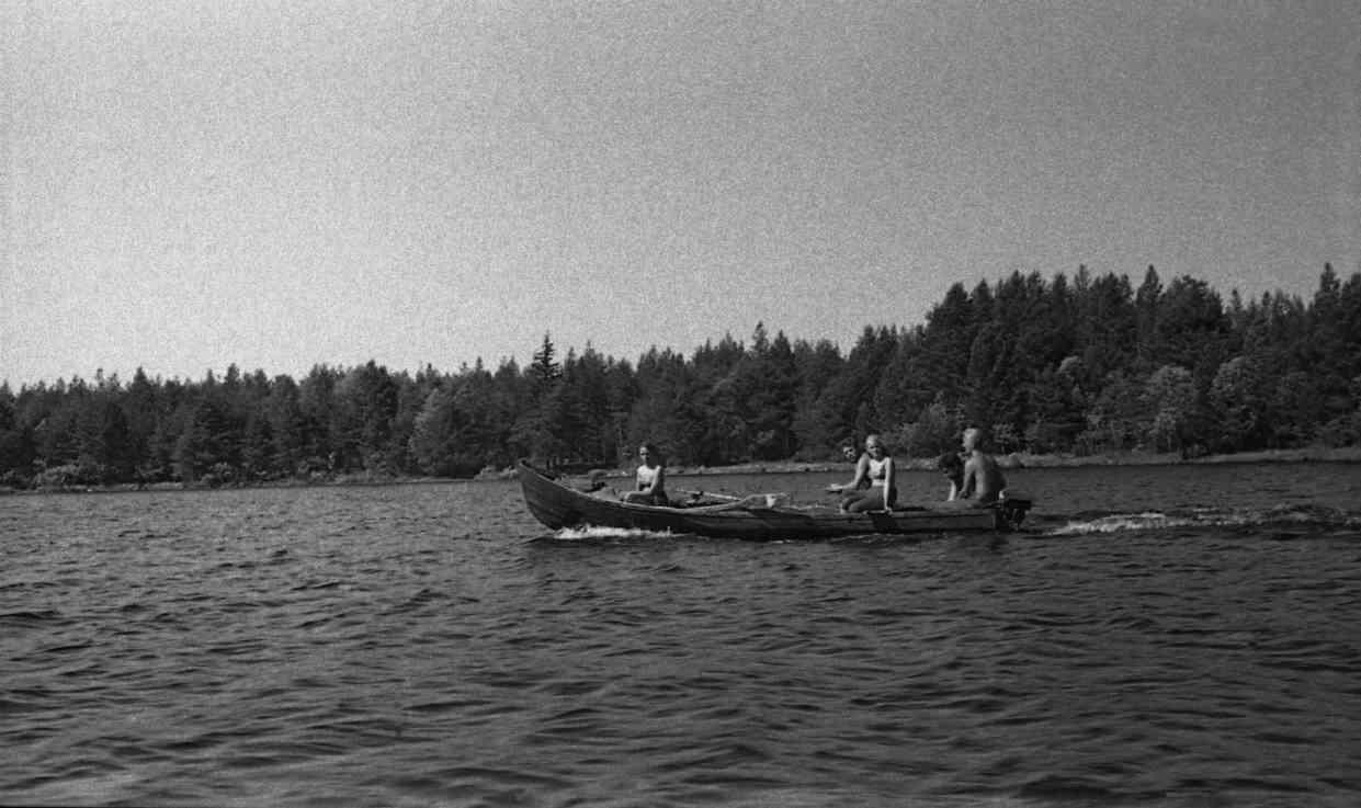 Veelinnurahvas (1970) filmivõtetel - Foto Enn Putnik