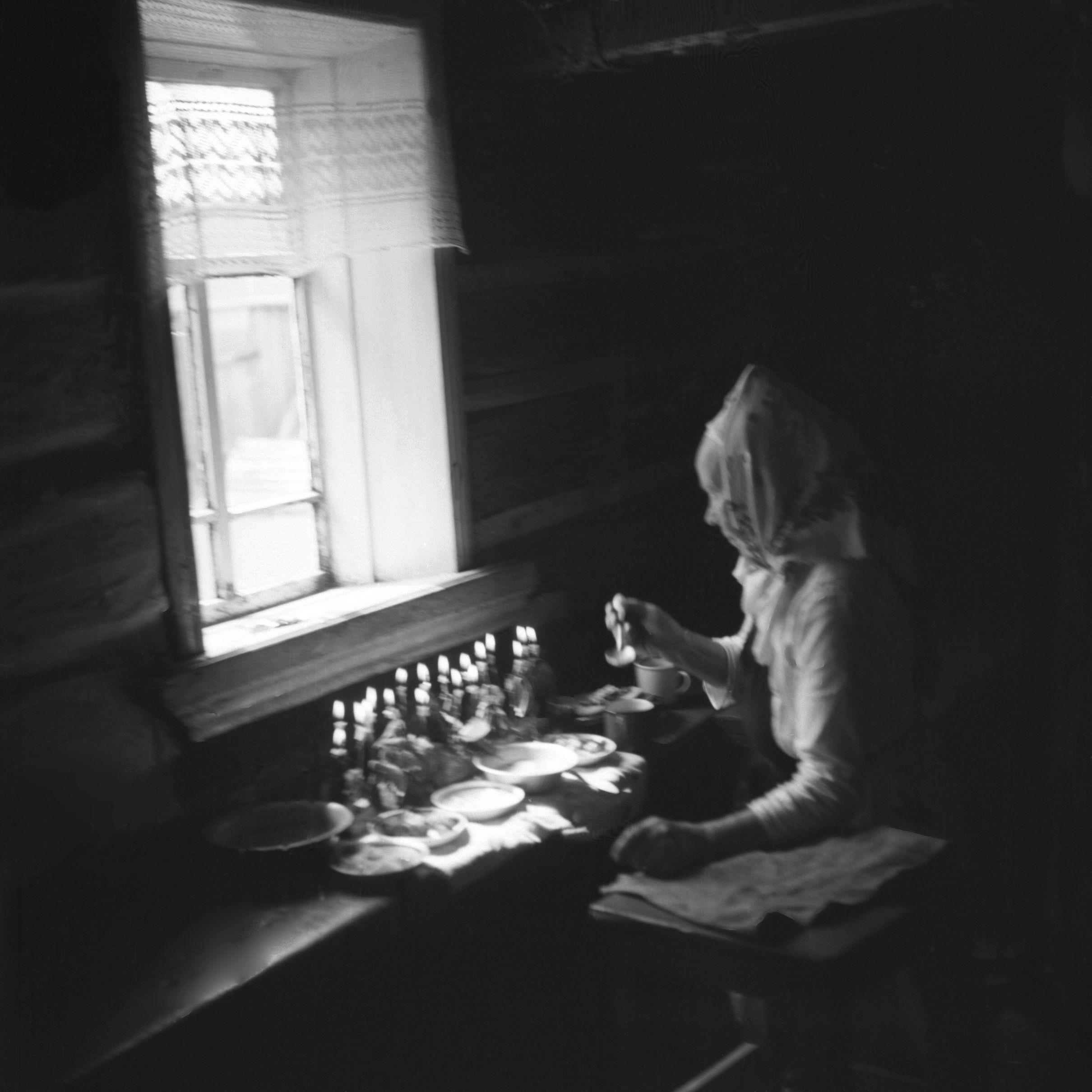 Filmivõtetel Mari külas – Foto Tõnu Seilenthal