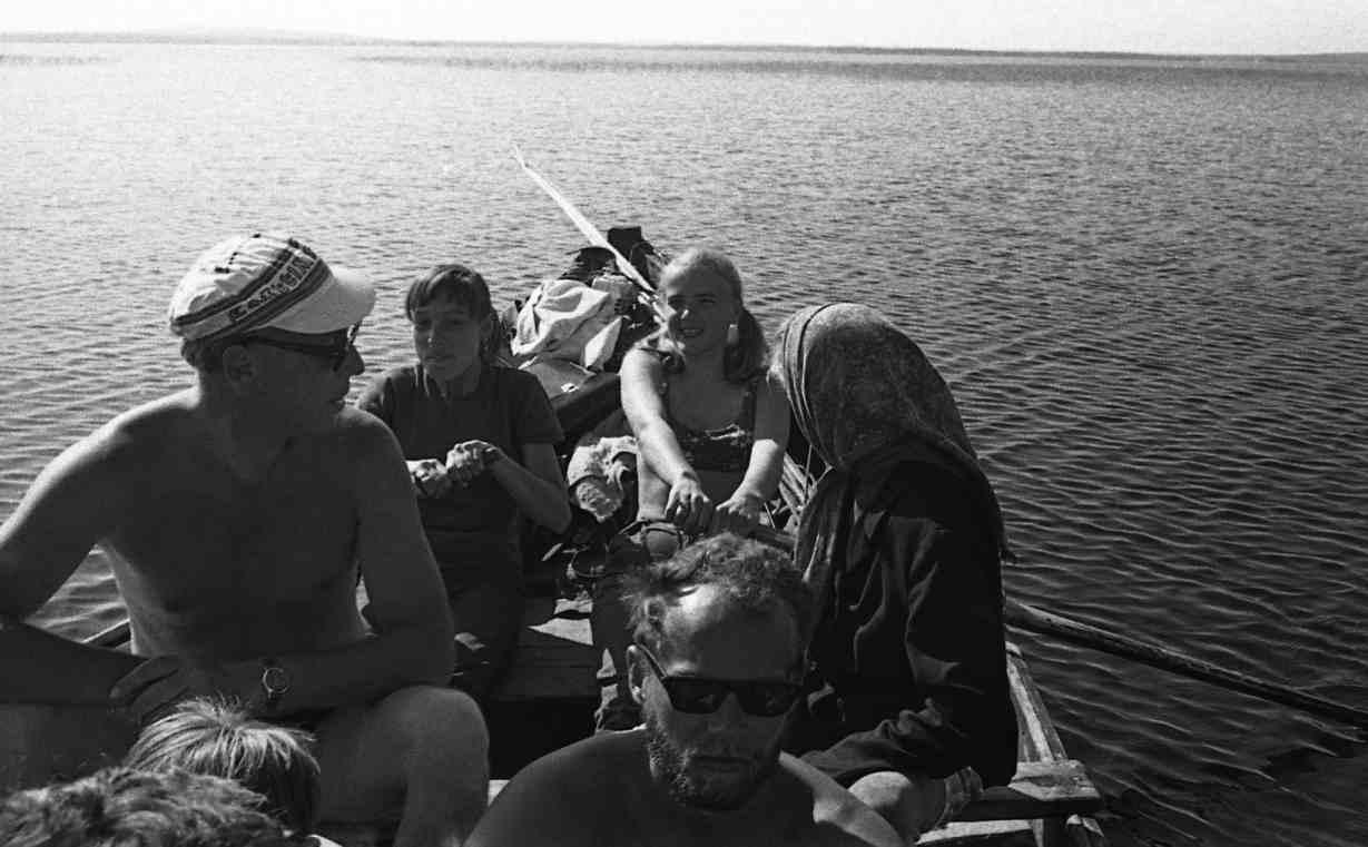 Veelinnurahvas (1970) filmivõtetel - Foto Enn Putnik