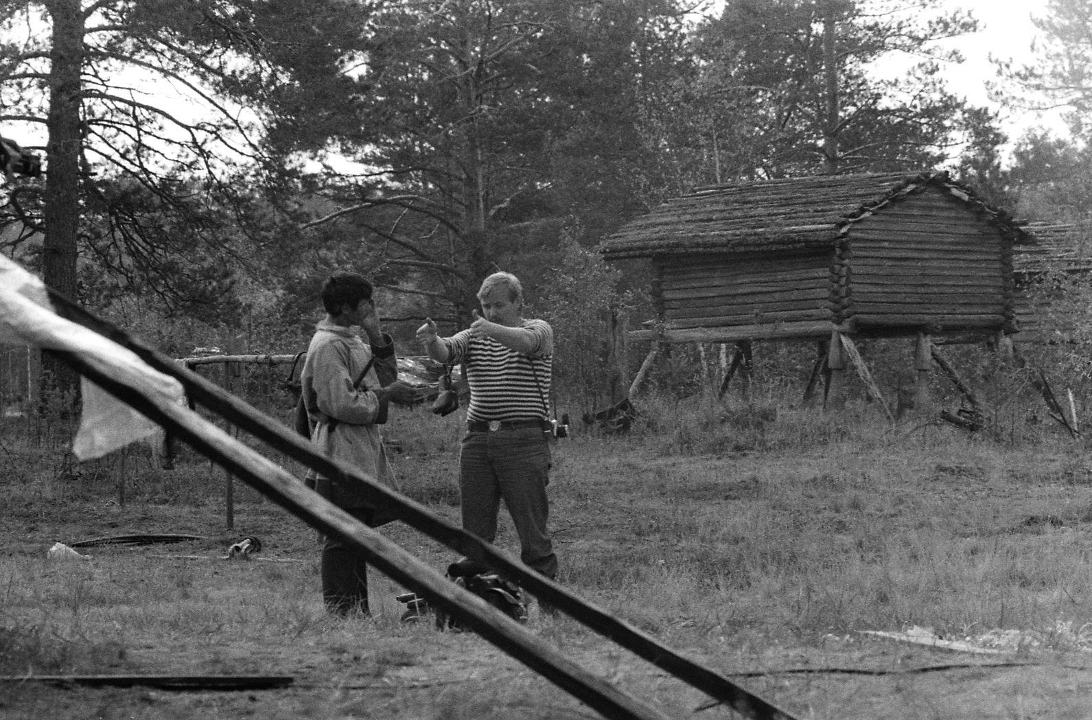 Tõltšinite juures (1988) - Foto Enn Säde