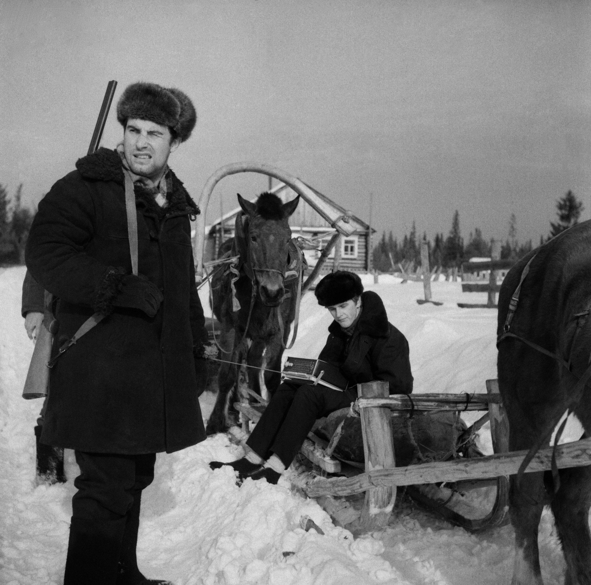 Filmivõtetel Komis - Foto Tõnu Seilenthal