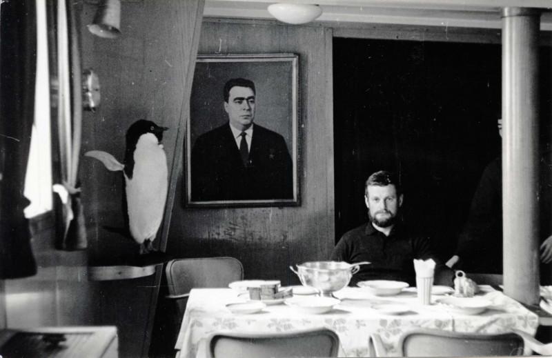 Andres Sööt jäälõhkujal Ob tagasiteel Antarktikas (aprill-mai 1969)