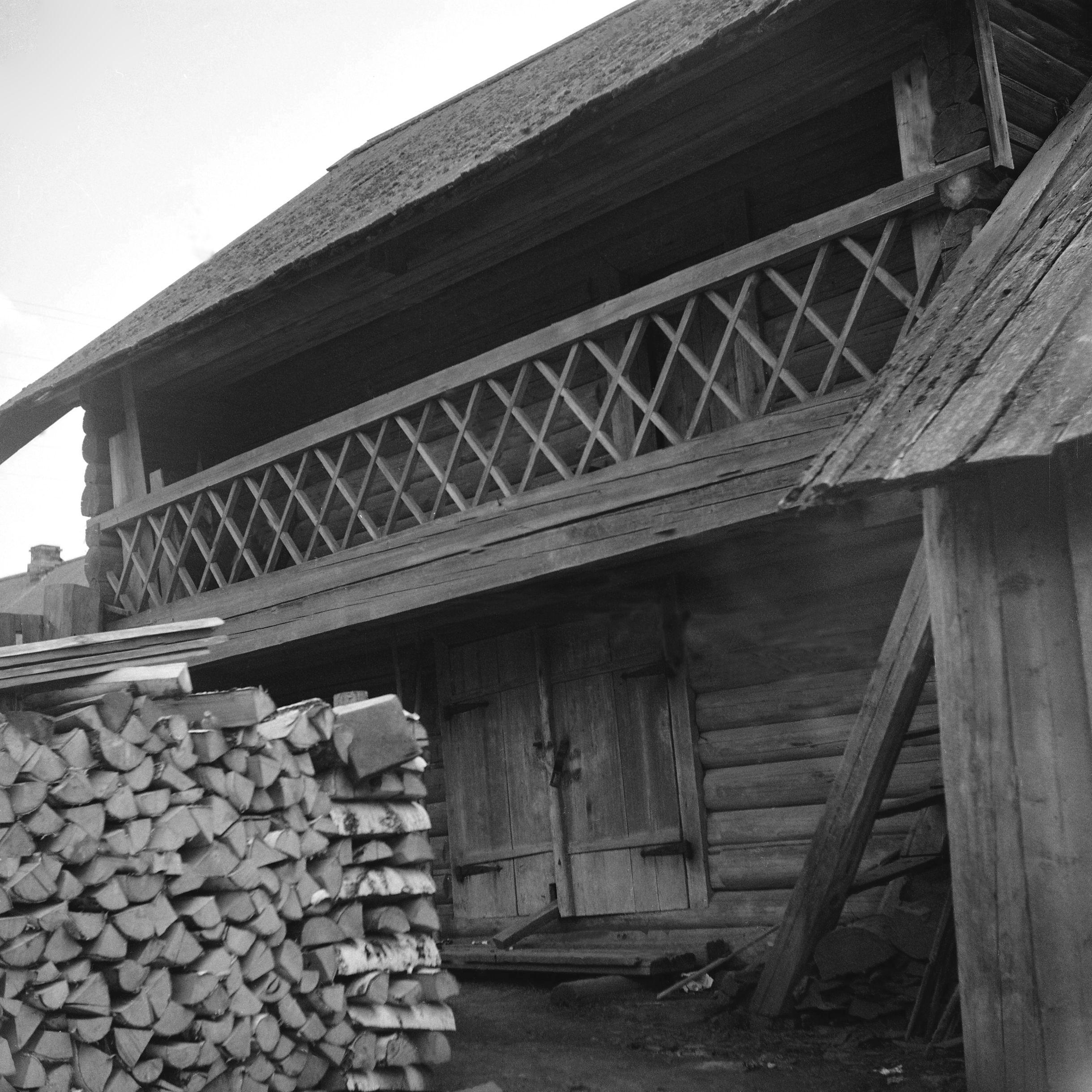 Filmivõtetel Mari külas – Foto Tõnu Seilenthal