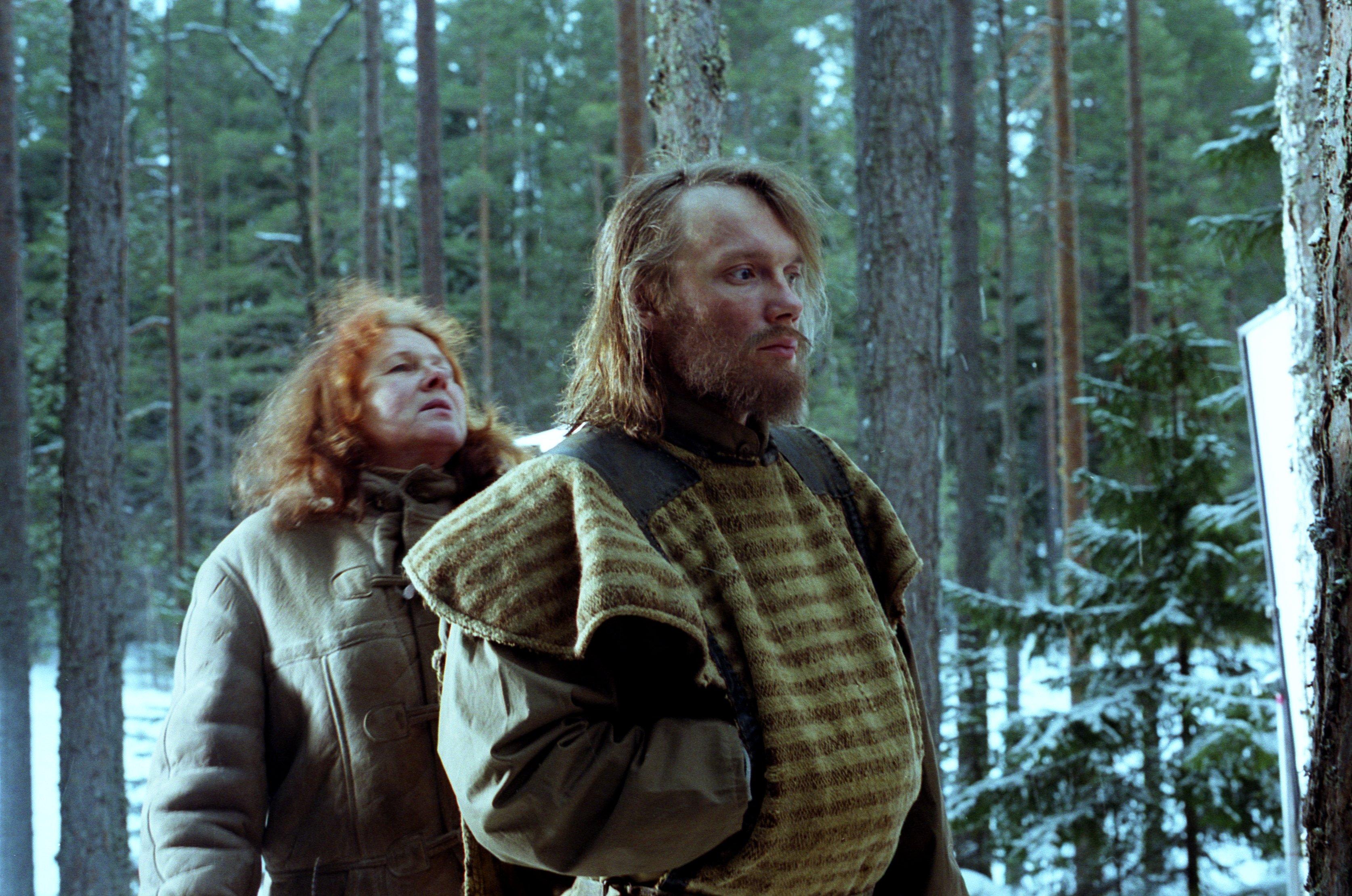 Filmivõtted Eestis, Kõrvemaal. Grimeerija Lii Kärner ja Niika osatäitja Rain Simmul.