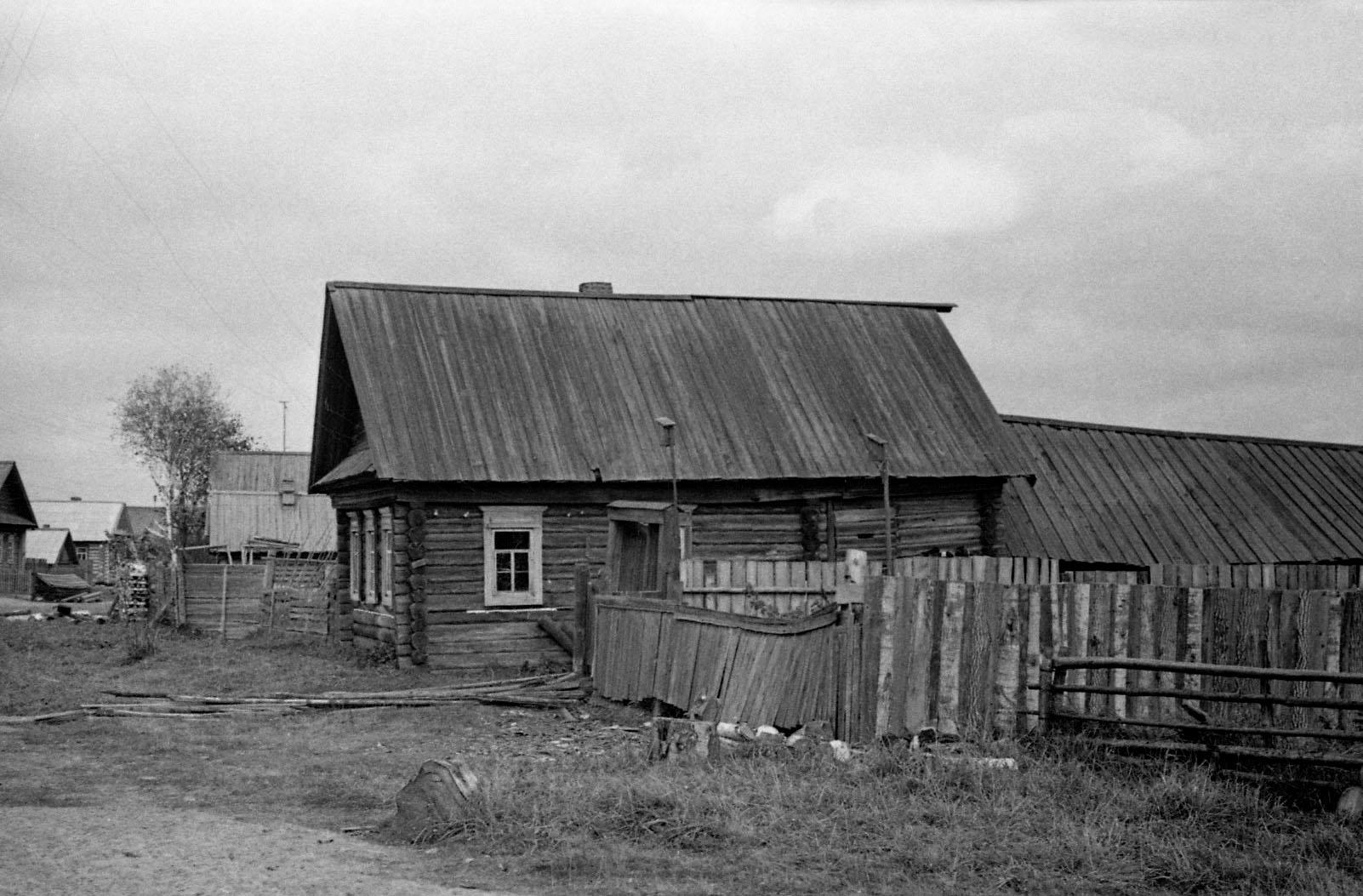 Filmivõtetel Mari küla pulmas – Foto Tõnu Seilenthal