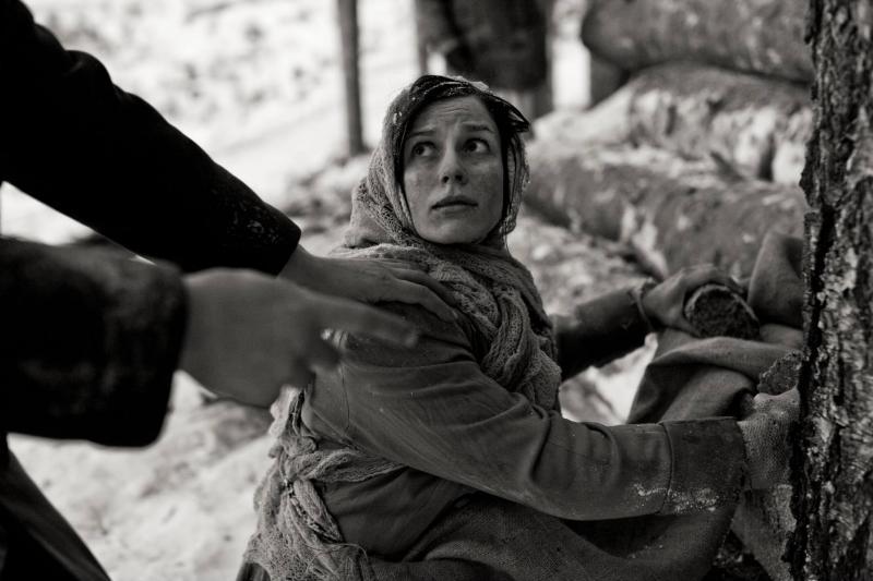 Laura Peterson mängufilmis Risttuules (2014) - Allfilm