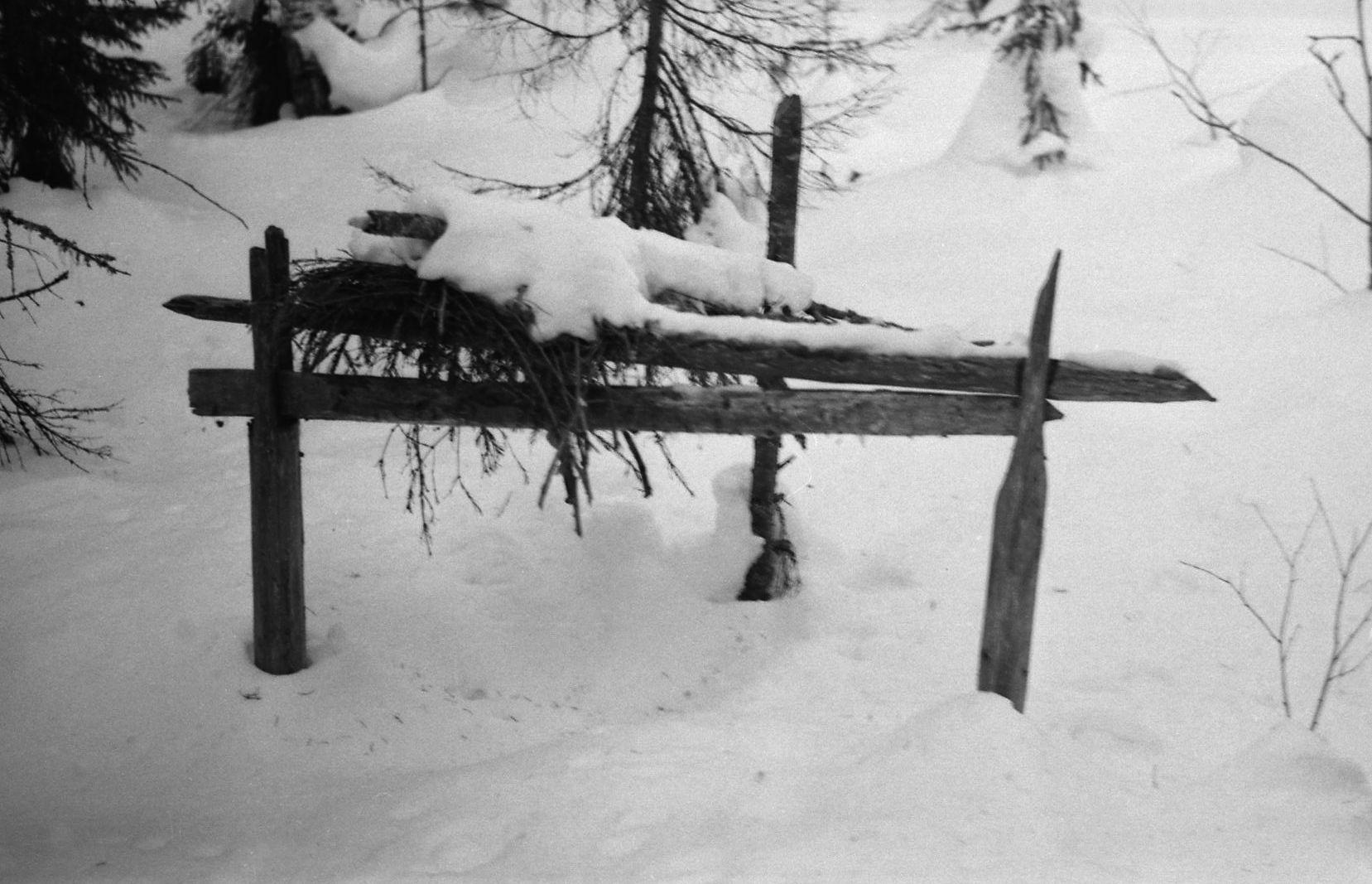 Filmivõtetel Komis - Foto Tõnu Seilenthal