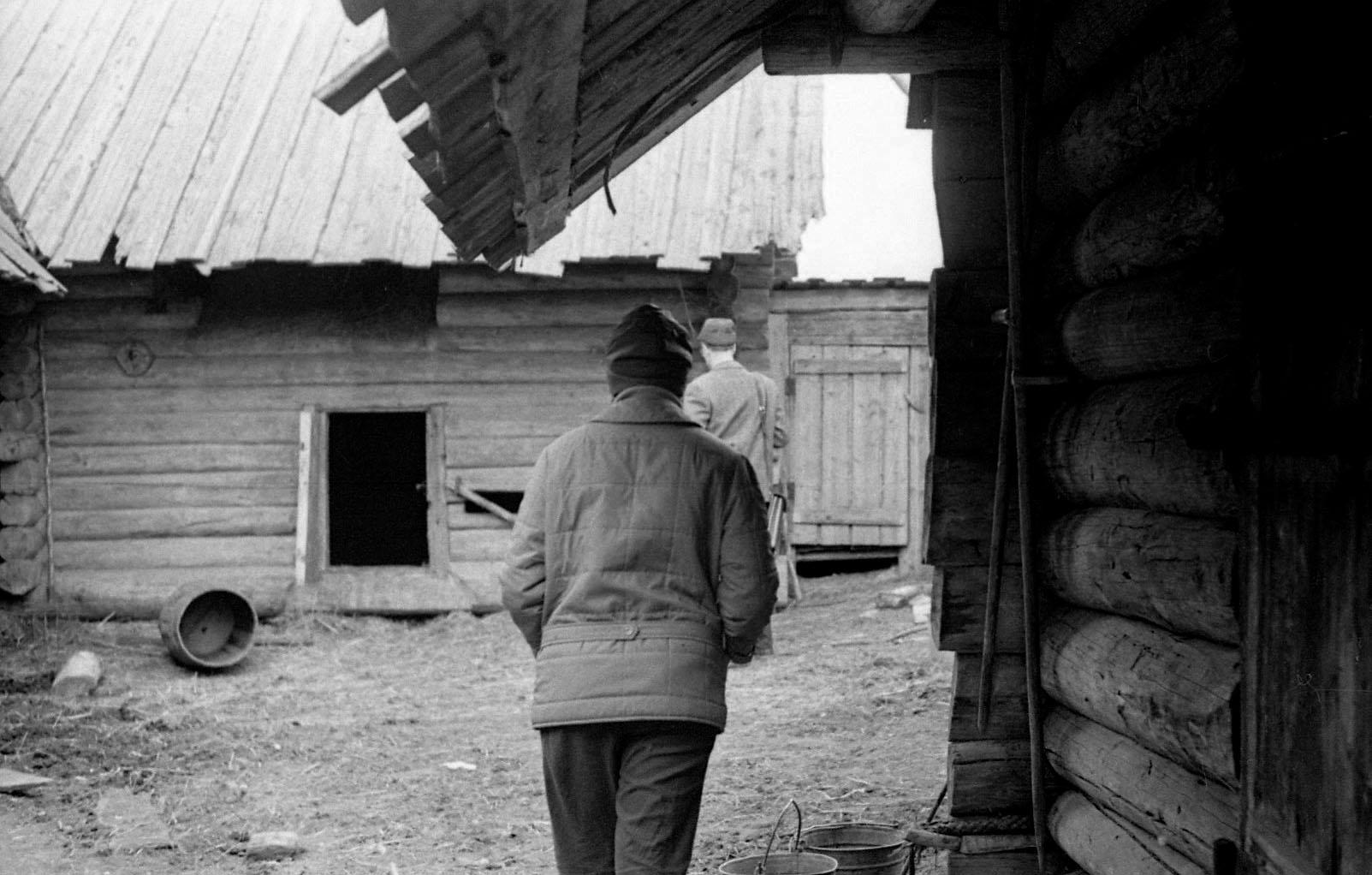 Filmivõtetel Mari küla pulmas – Foto Tõnu Seilenthal