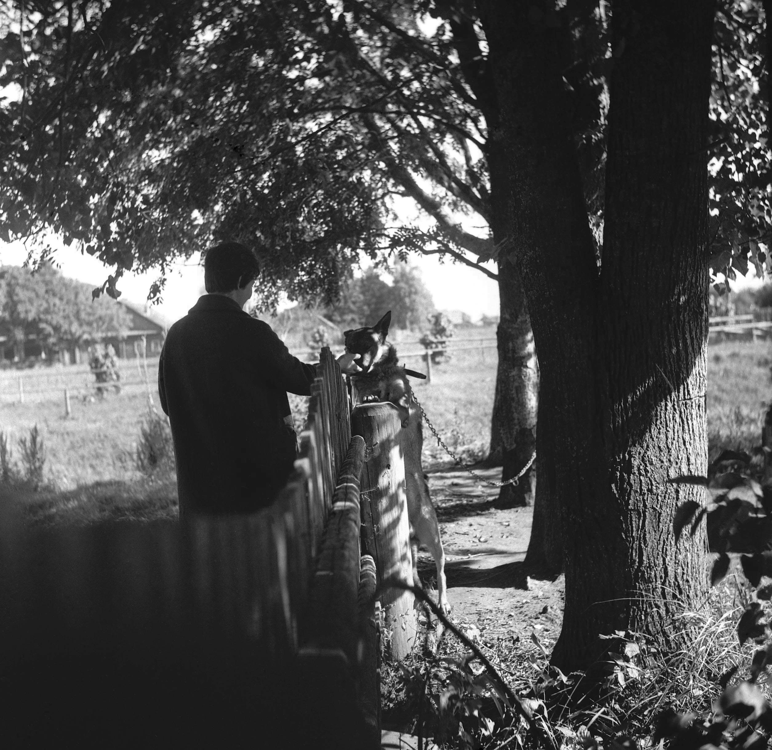 Filmivõtetel Mari külas – Foto Tõnu Seilenthal