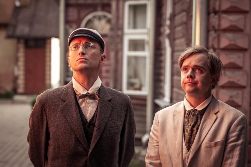 Märt Avandi ja Ott Sepp mängufilmis Johannes Pääsukese tõeline elu (2019) - Foto Heikki Leis - Kopli Kinokompanii
