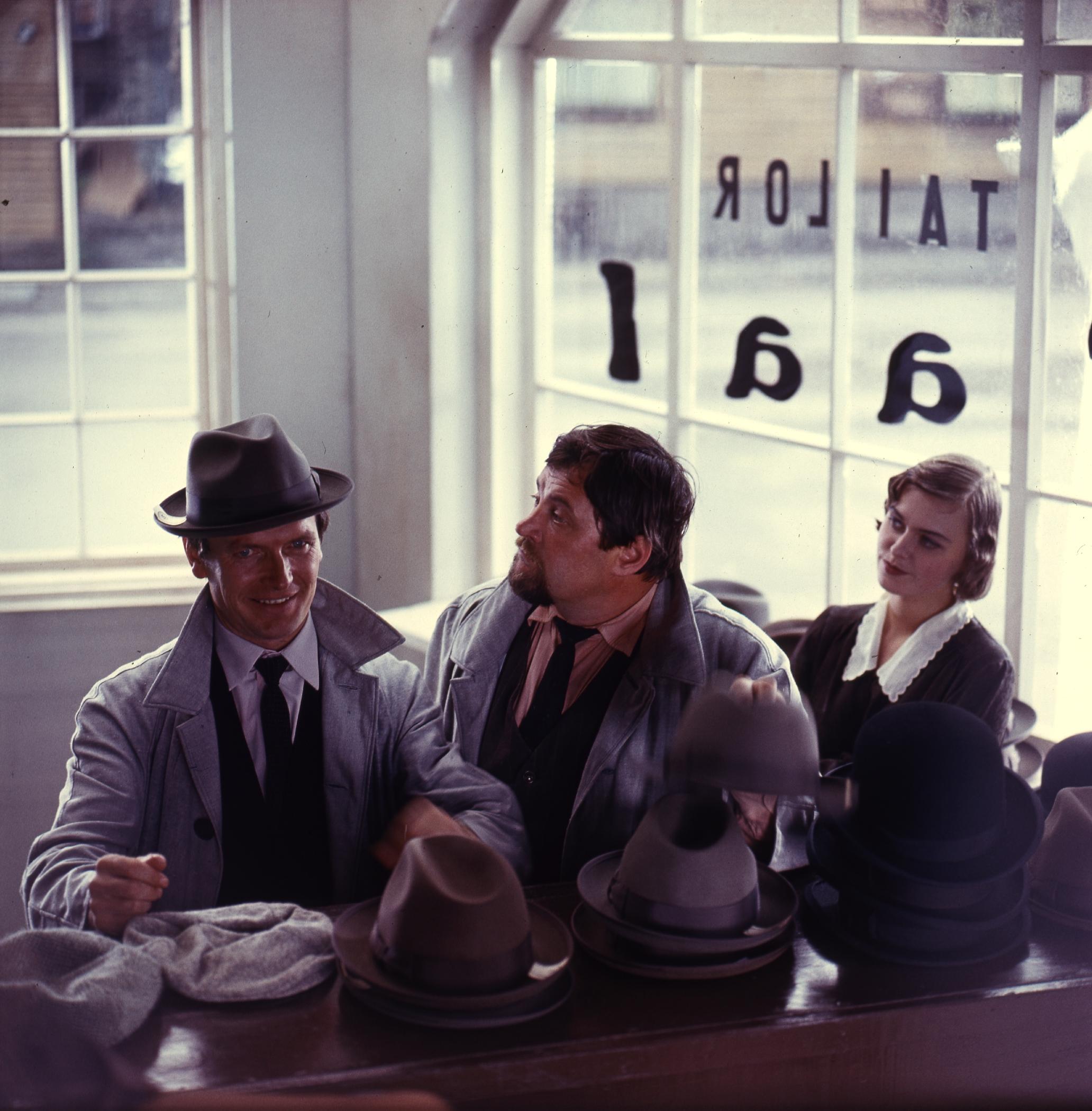 A osas Rudolf Allabert, B osas Robert Gutman, 