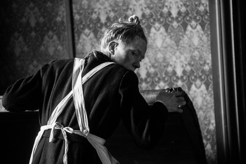 Katariina Unt mängufilmis November (2017) - Foto Gabriela Liivamägi - Homeless Bob Production