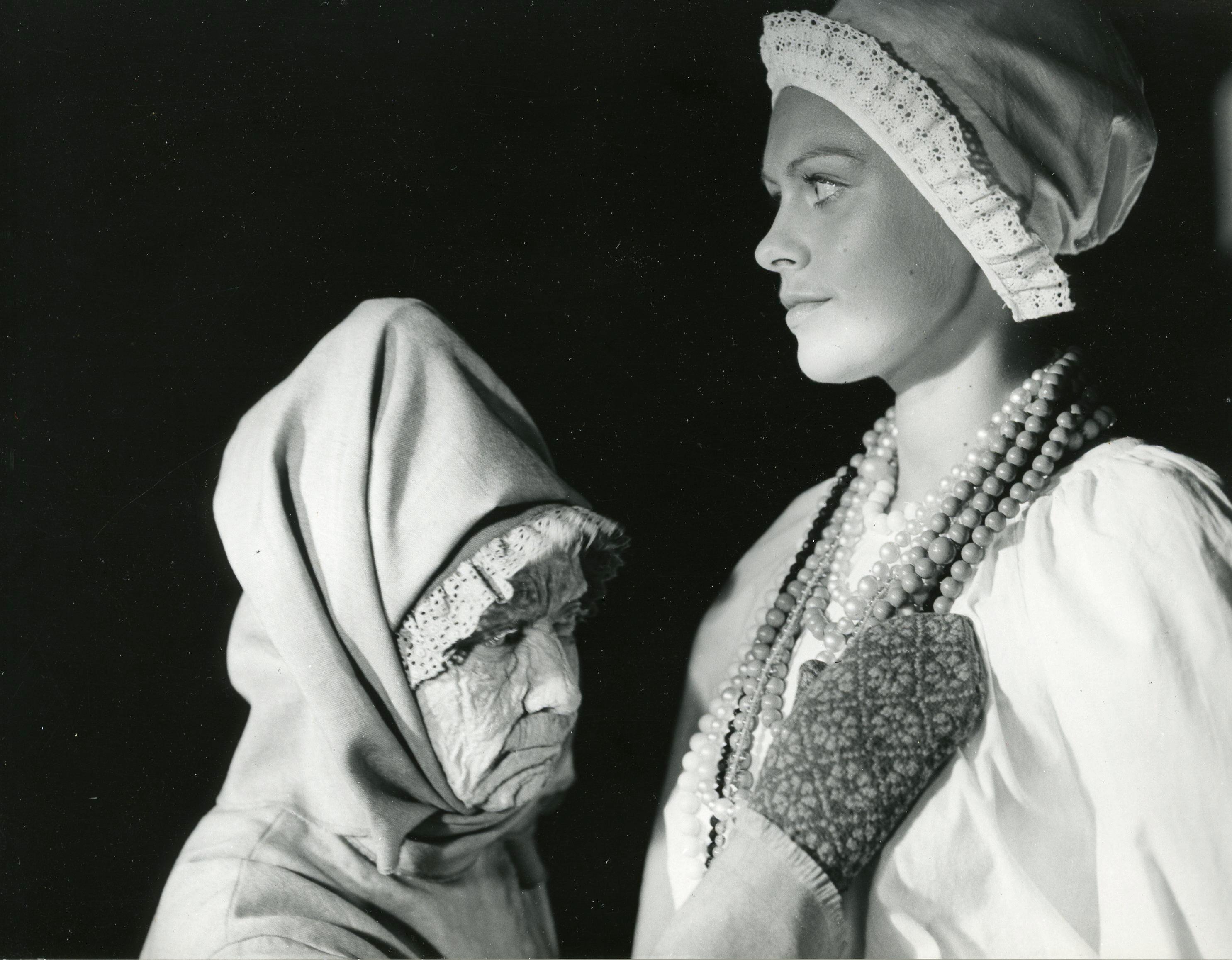 Katrina Leedi osas Merle Talvik - Foto Mikk Raude