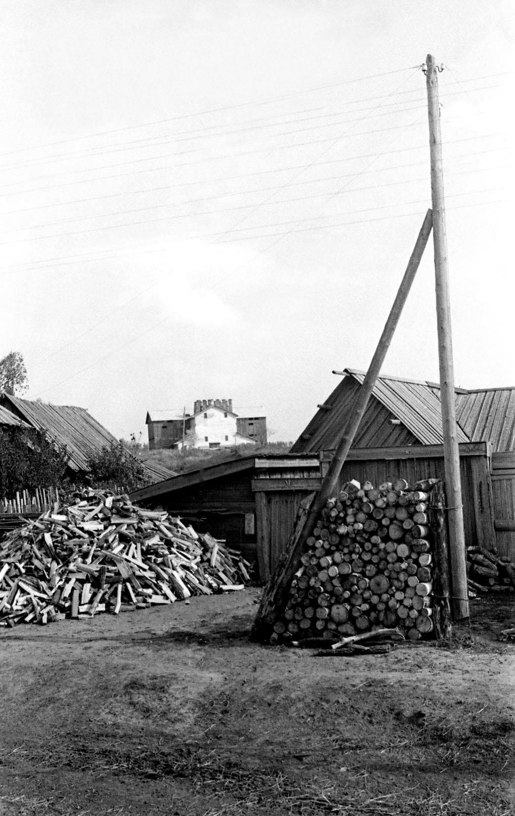 Filmivõtetel Mari küla pulmas – Foto Tõnu Seilenthal
